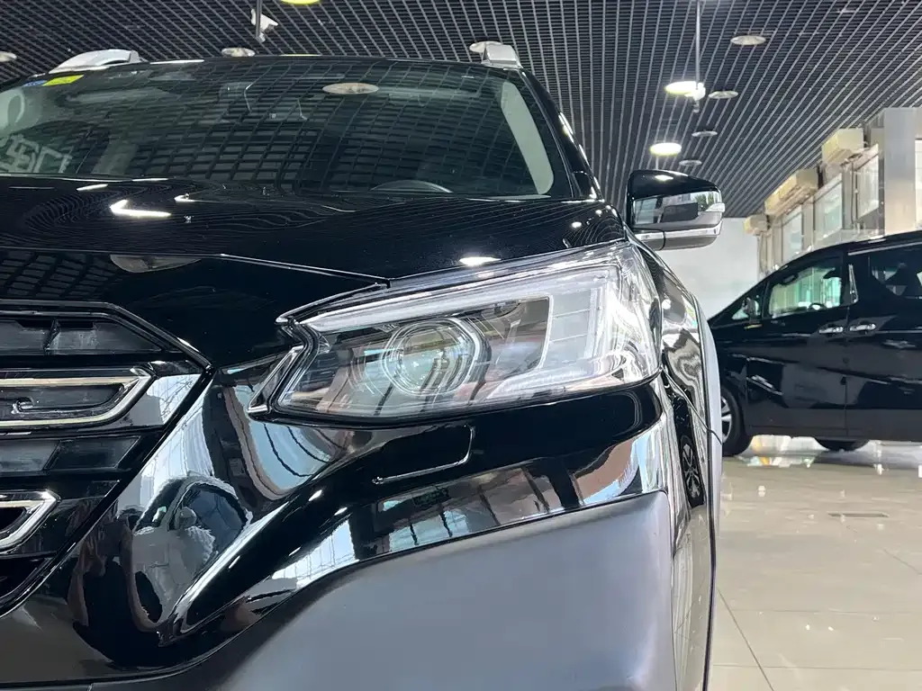 Subaru Outback — фото 6