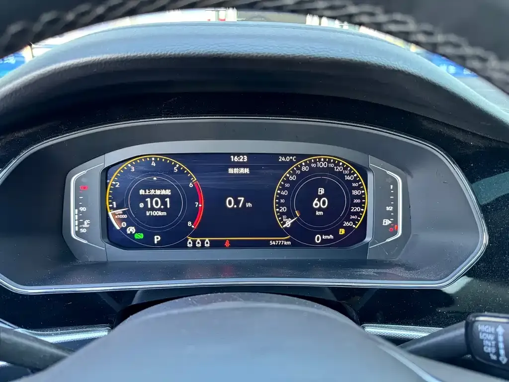 Volkswagen Passat — фото 4