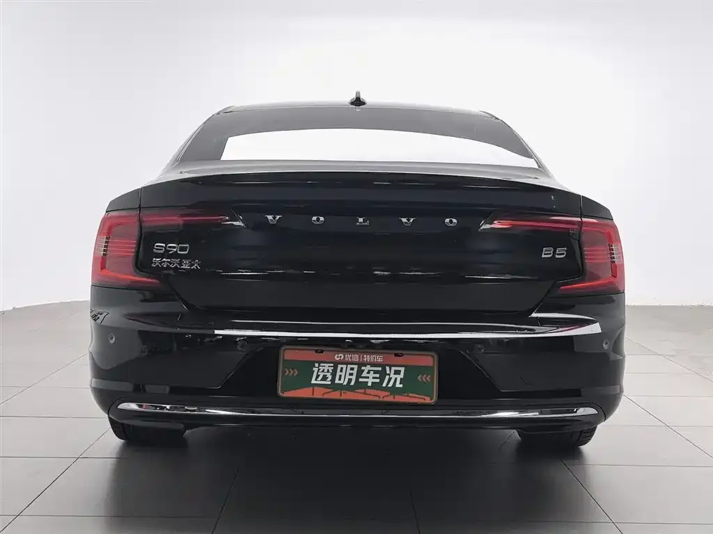 Volvo S90 — фото 4