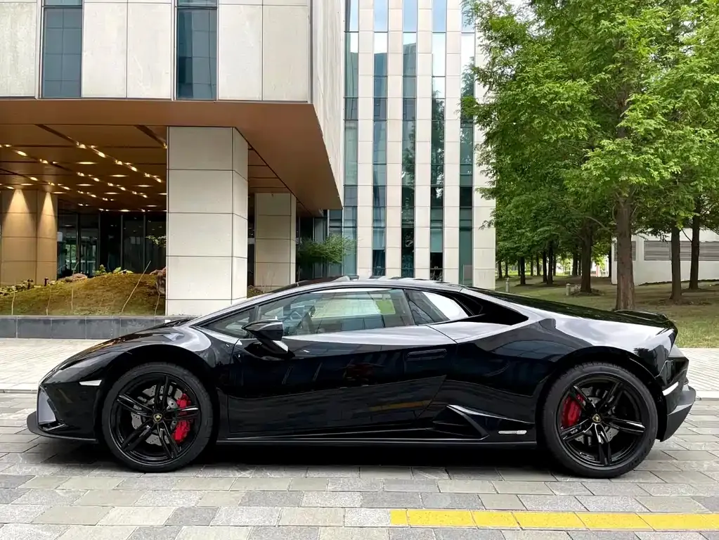 Lamborghini Huracan — фото 5