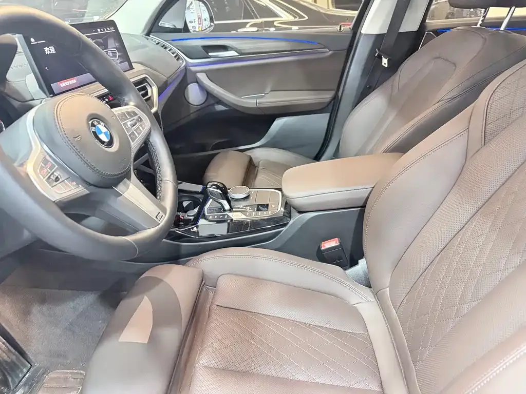 BMW X3 — фото 10
