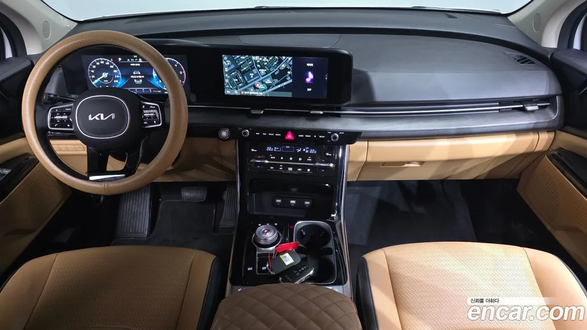 Kia Carnival — фото 10