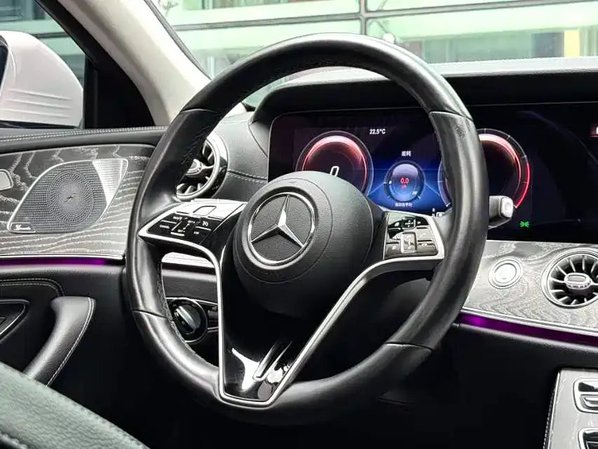 Mercedes-Benz CLS — фото 4