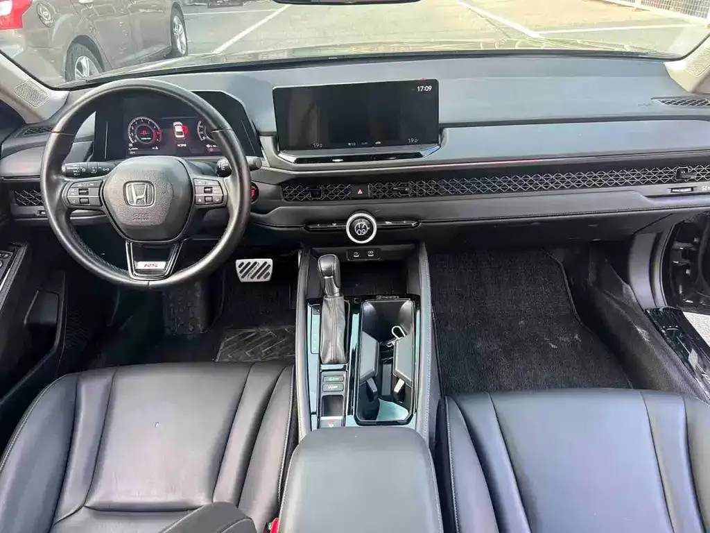 Honda Accord — фото 4
