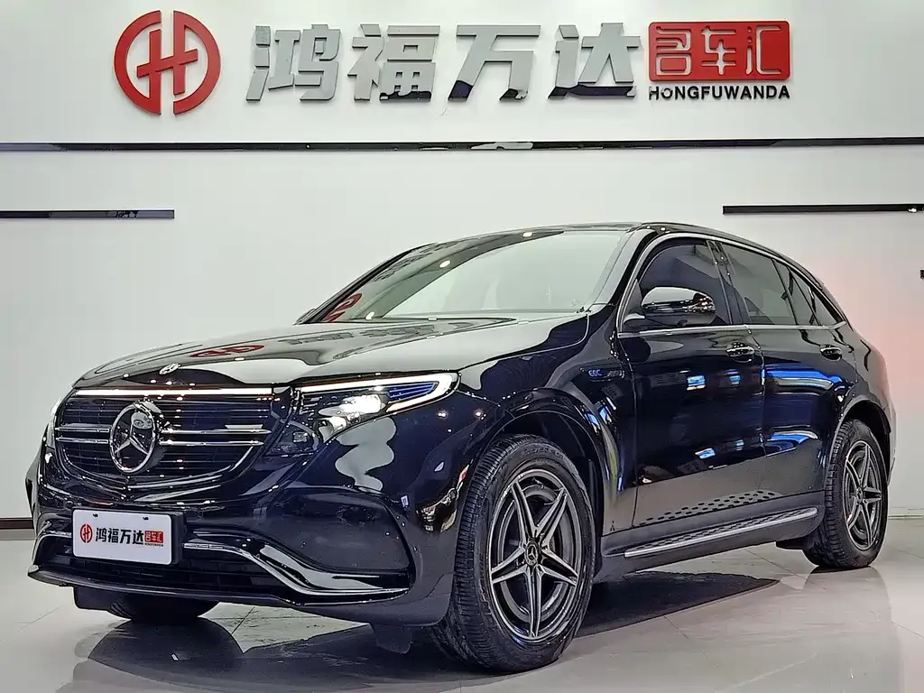 Mercedes-Benz EQC — фото 1