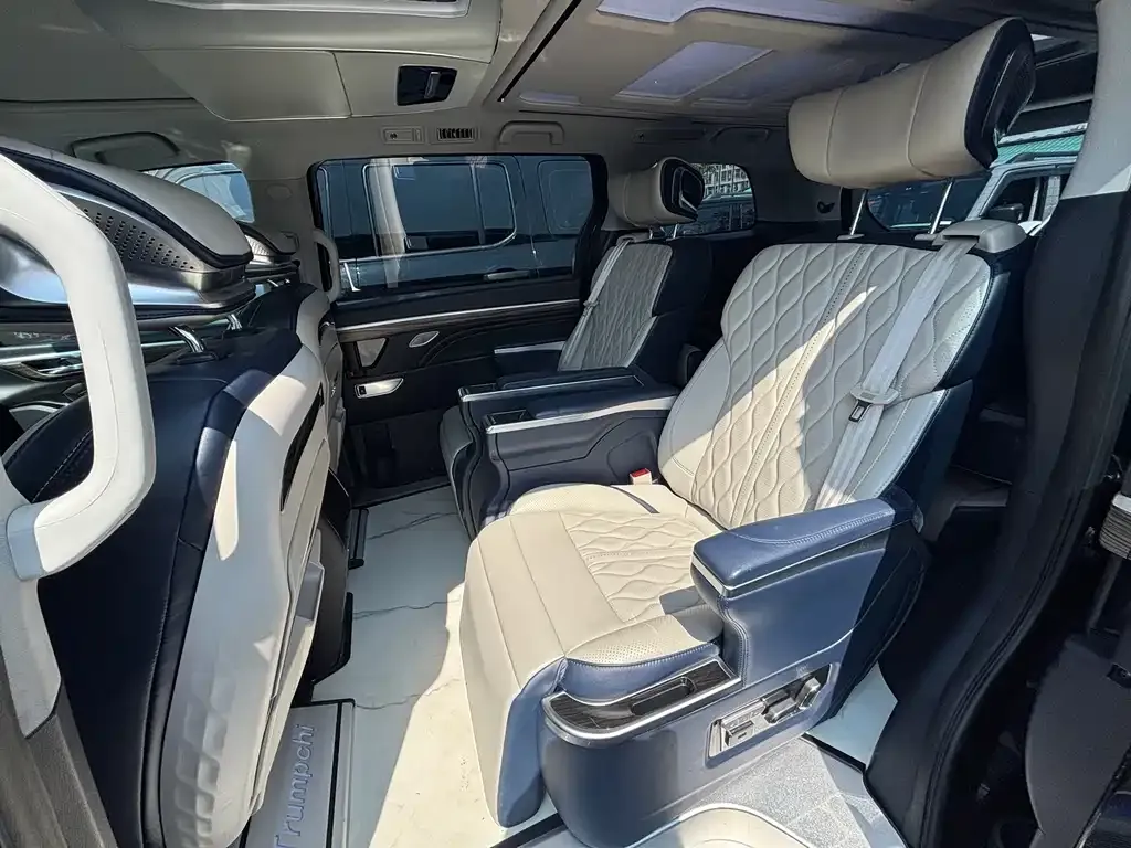 GAC Motor Trumpchi M8 — фото 8