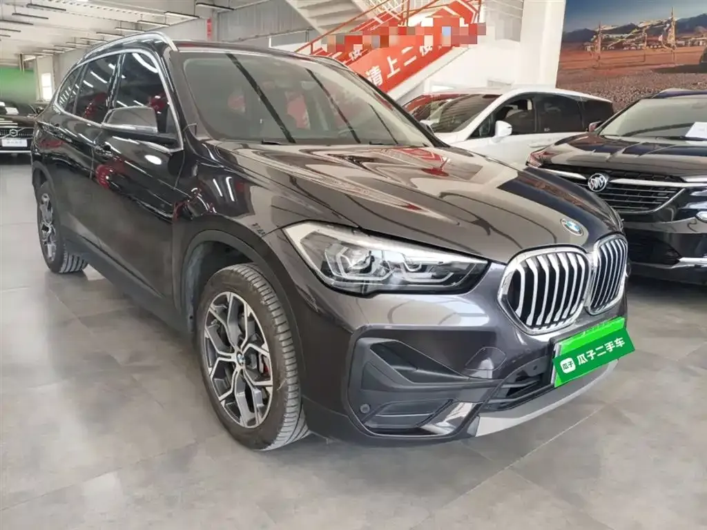 BMW X1 — фото 9