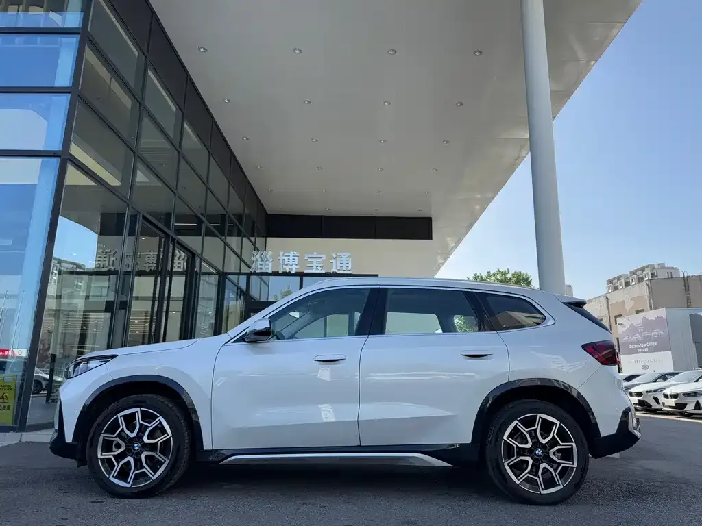 BMW X1 — фото 10