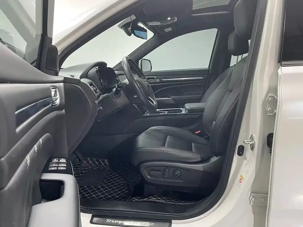 GAC Motor Trumpchi GS8 — фото 10