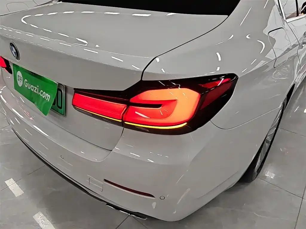 BMW 5 Series New Energy — фото 5