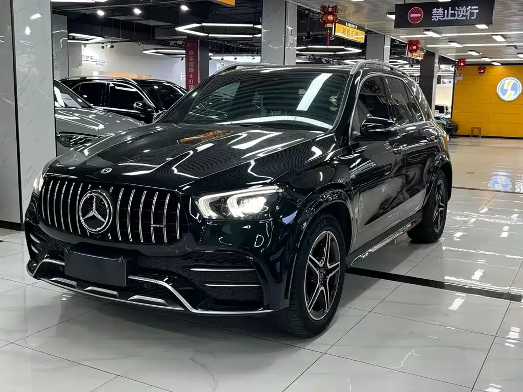Mercedes-Benz GLE AMG — фото 1