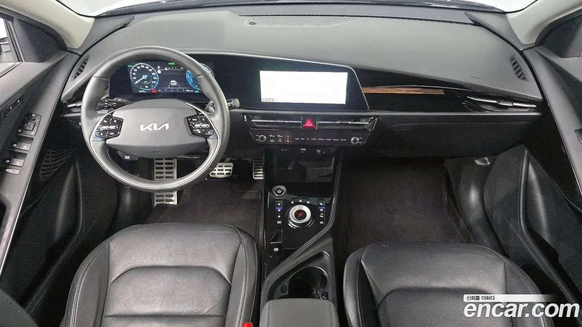 Kia Niro — фото 9