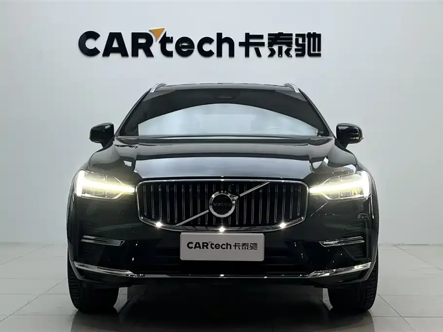 Volvo XC60 — фото 2