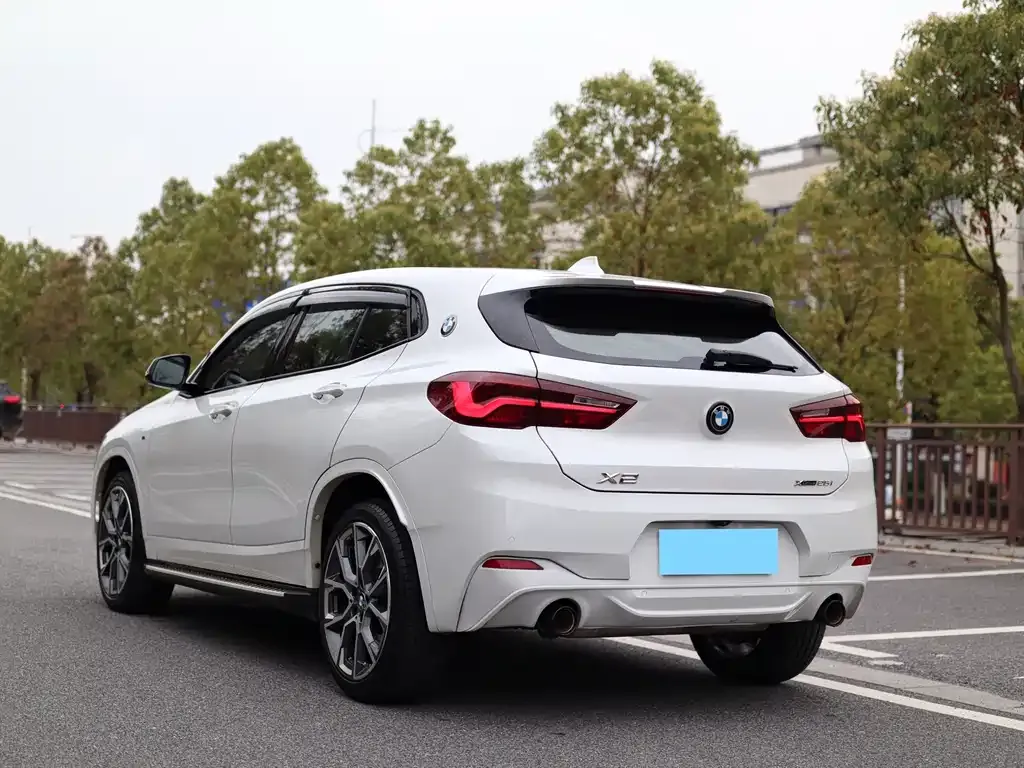 BMW X2 — фото 9