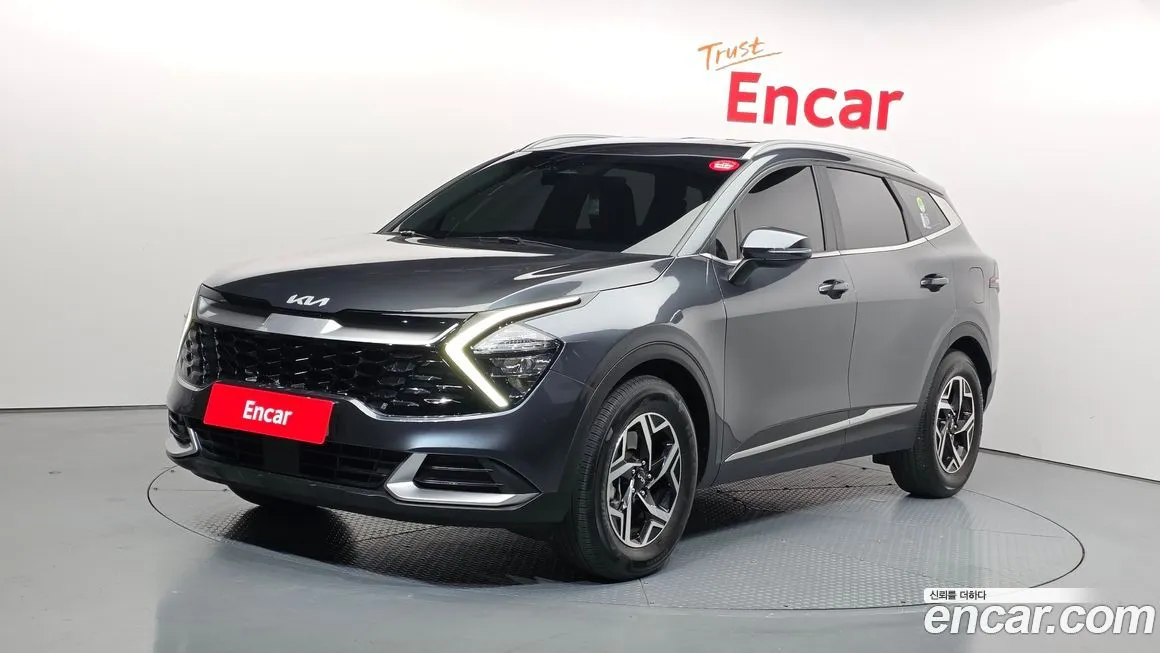 Kia Sportage — фото 1