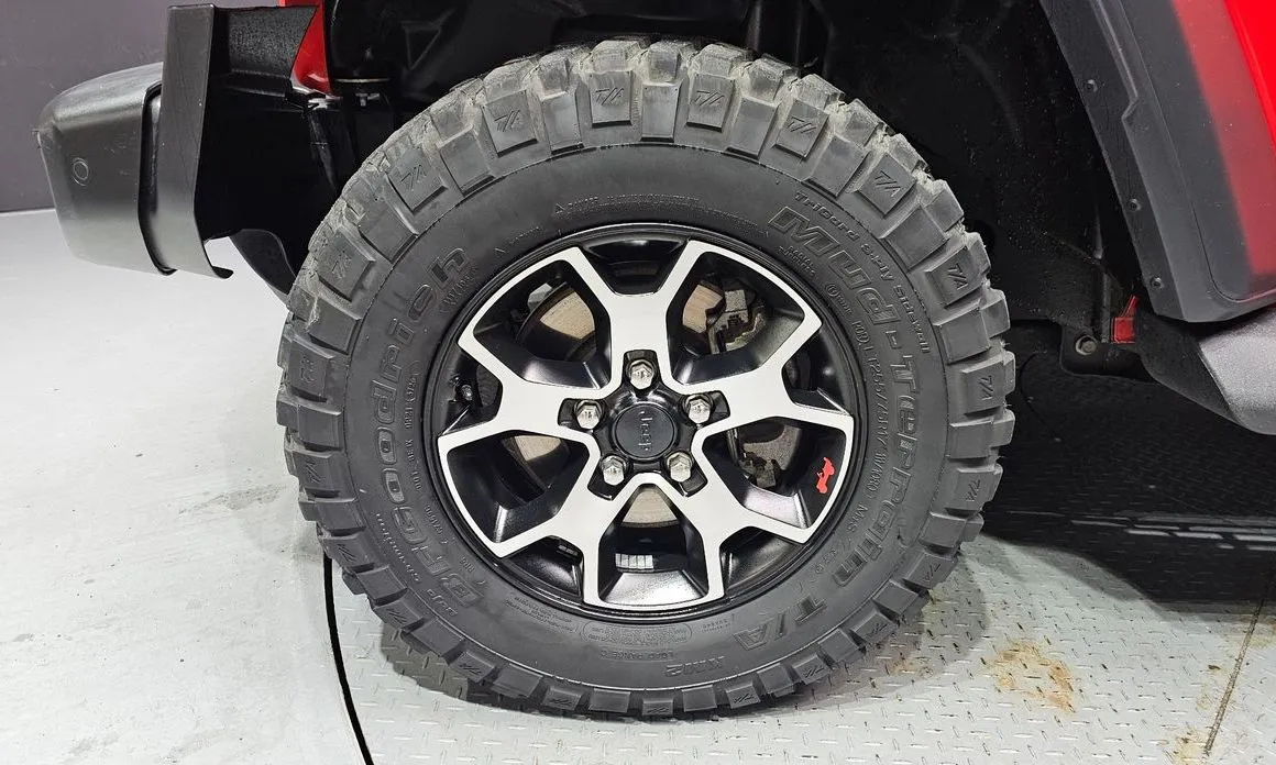 Jeep Wrangler — фото 6
