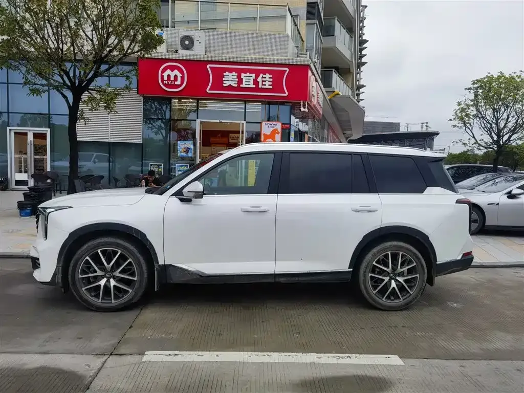 GAC Motor Trumpchi GS8 — фото 2