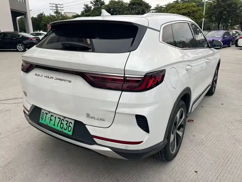 BYD PLUS New Energy — фото 6