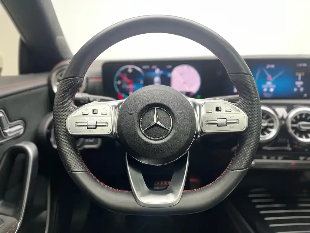 Mercedes-Benz CLA (Import) — фото 4