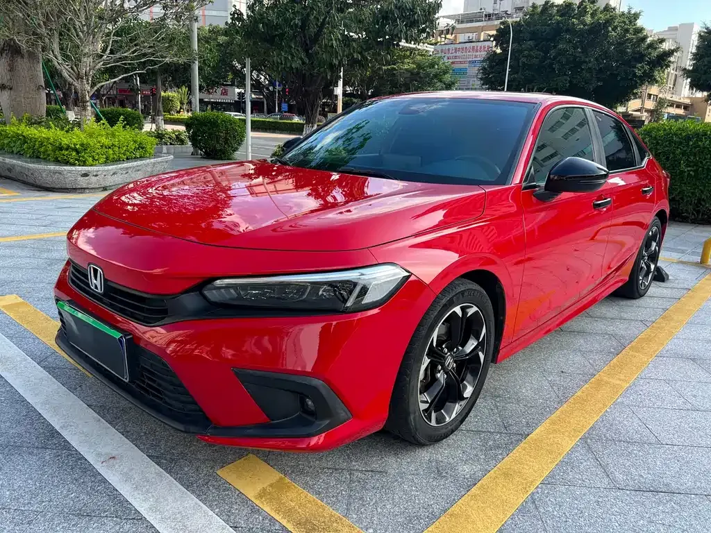 Honda Civic — фото 1