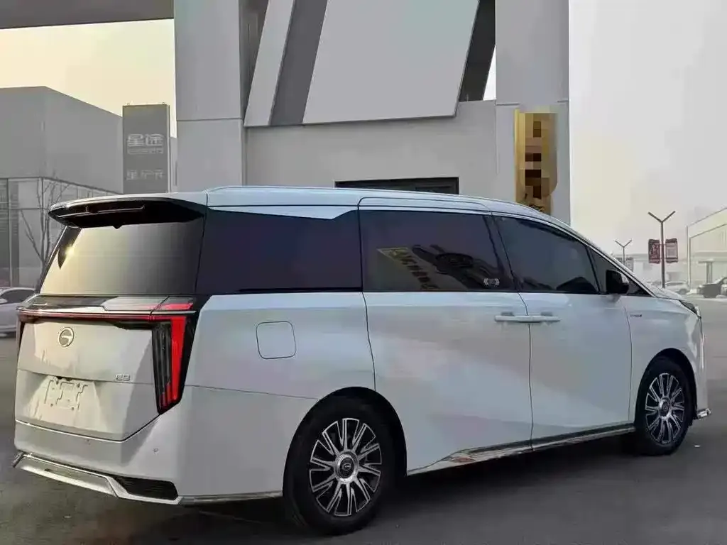 GAC Motor Trumpchi E9 — фото 9