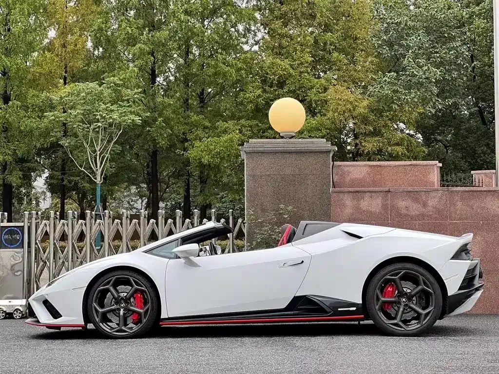 Lamborghini Huracan — фото 9