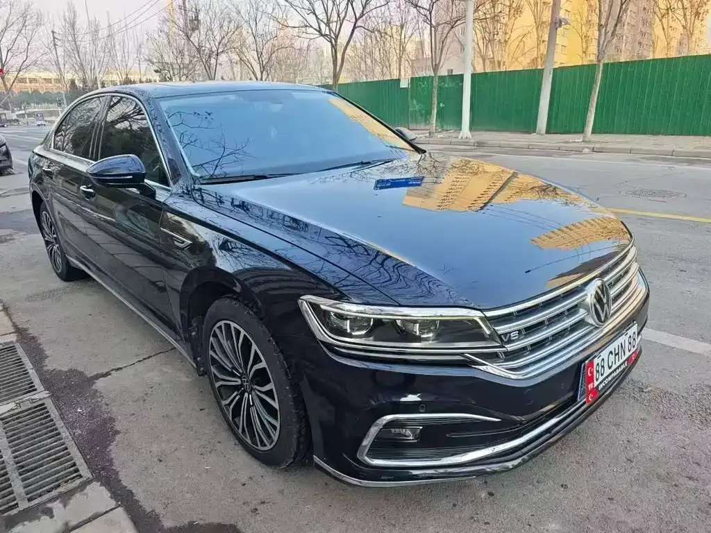 Volkswagen Phideon — фото 1