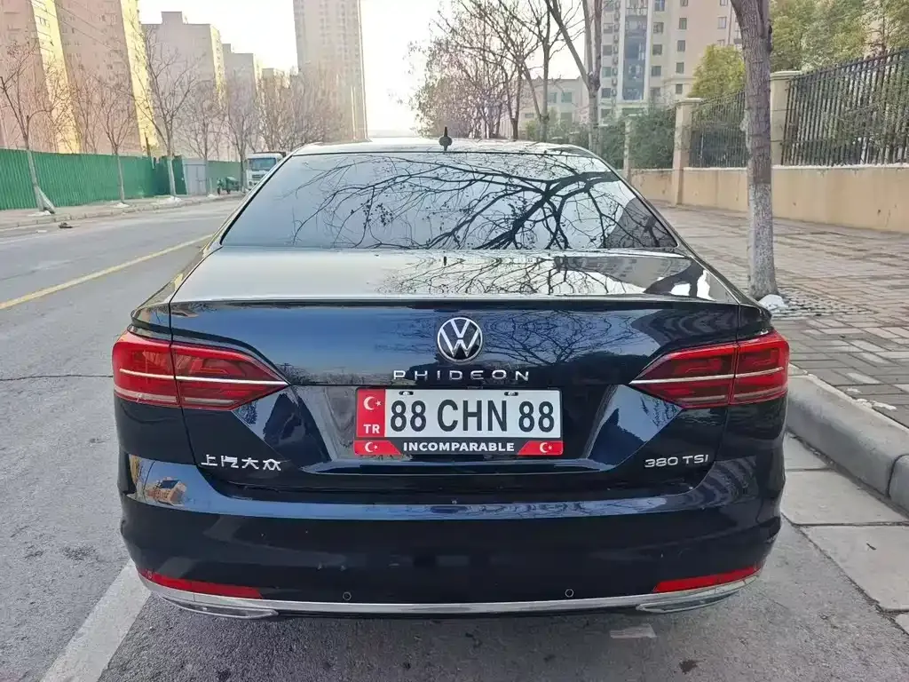 Volkswagen Phideon — фото 5