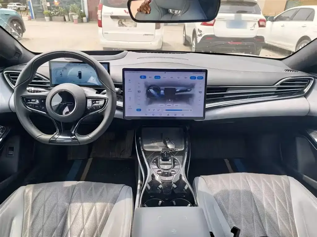 BYD Seal — фото 6