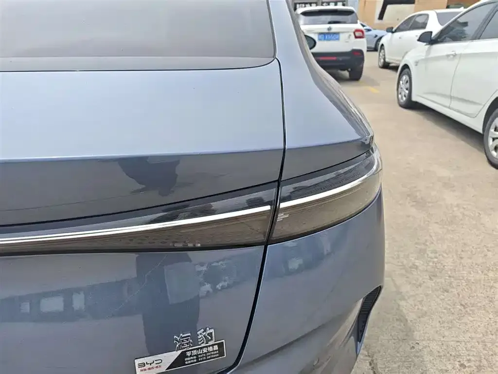 BYD Seal — фото 2