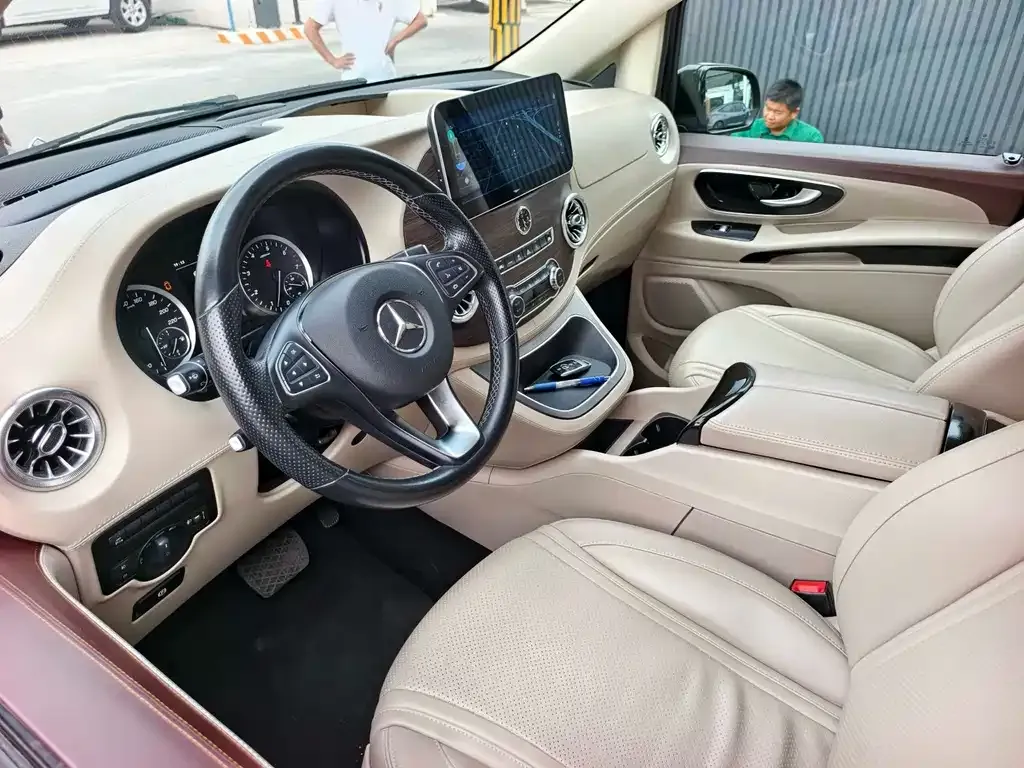 Mercedes-Benz Vito — фото 10