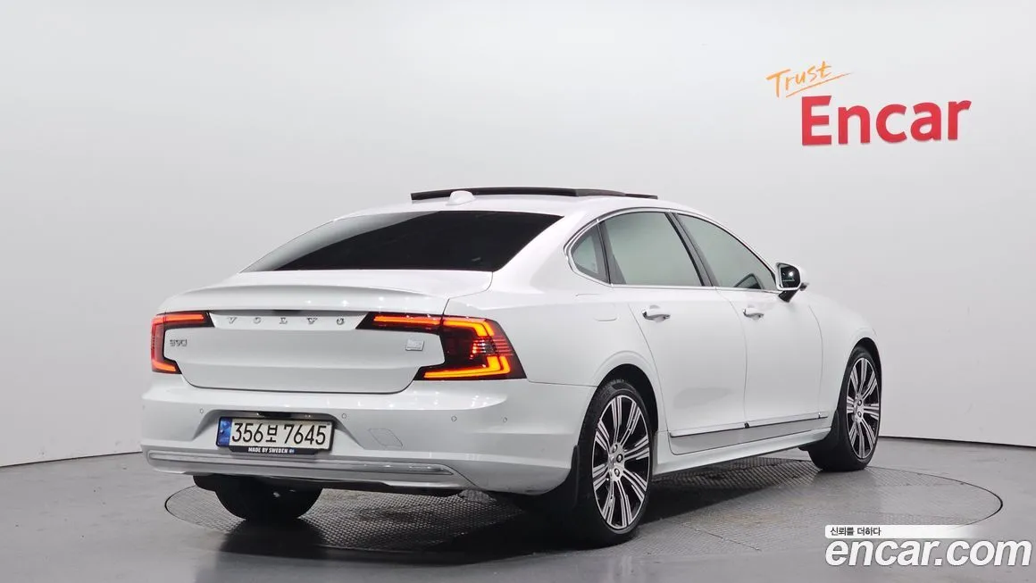Volvo S90 — фото 10