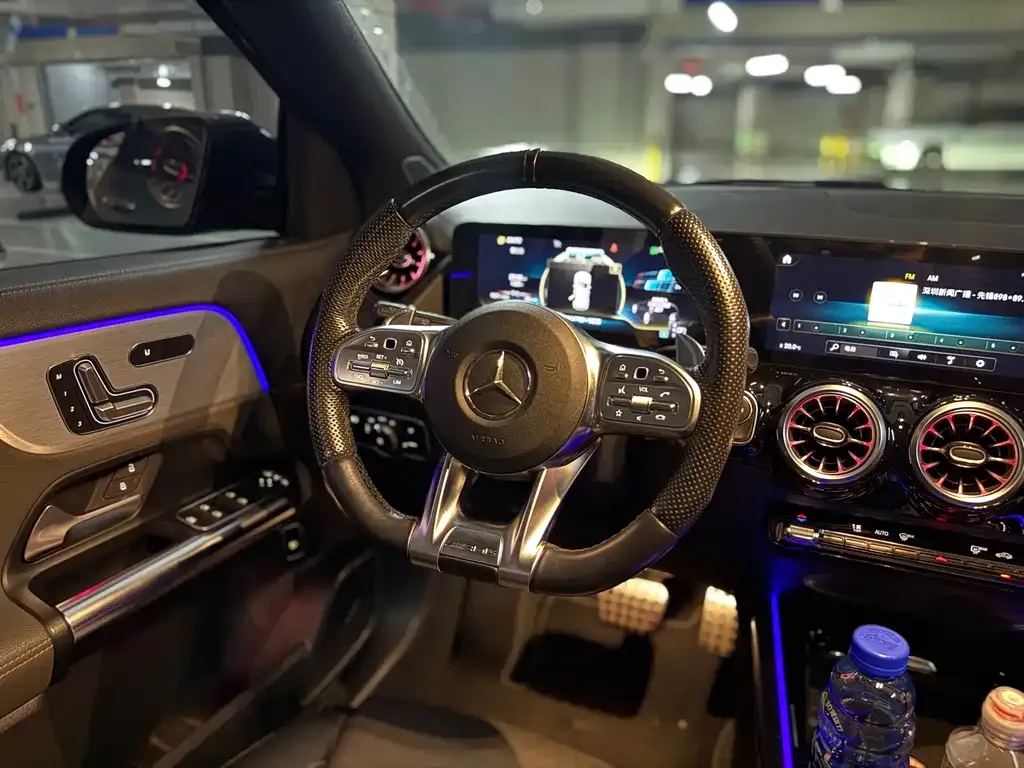 Mercedes-Benz GLA AMG — фото 8