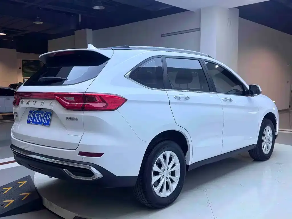Haval M6 — фото 6