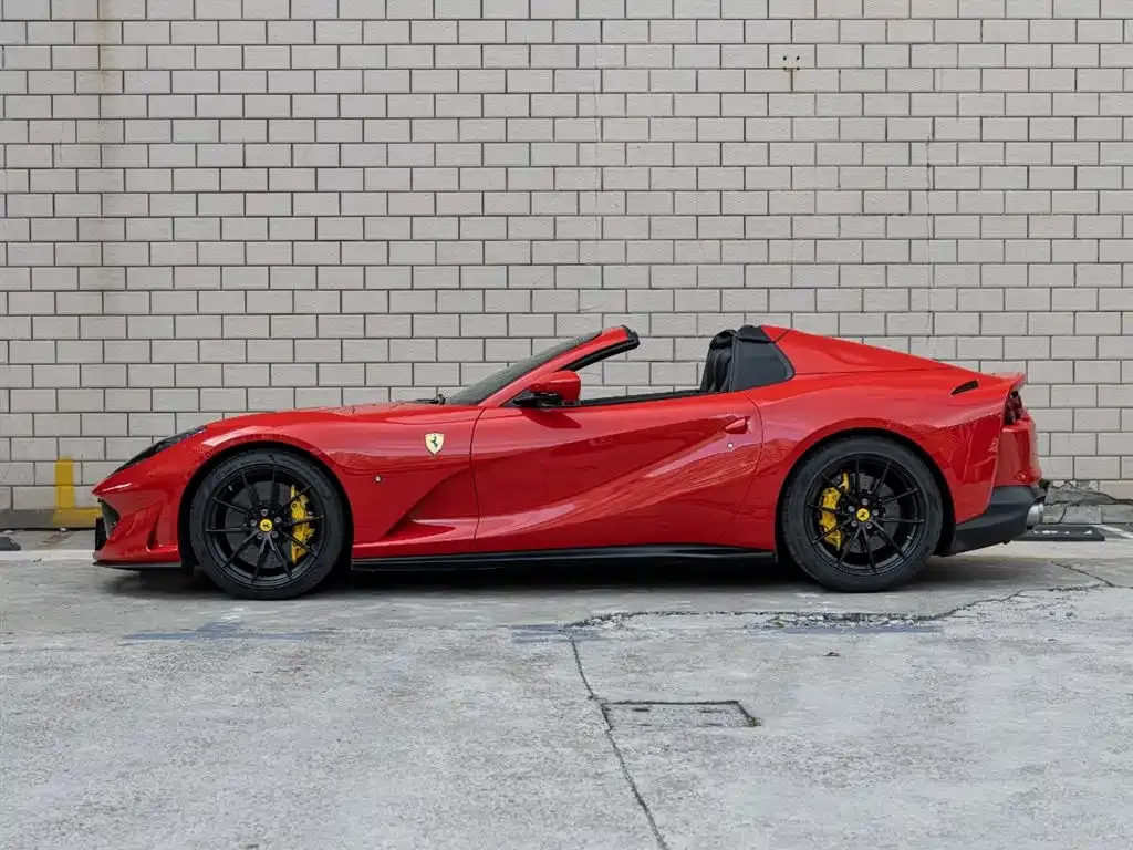 Ferrari 812 — фото 5