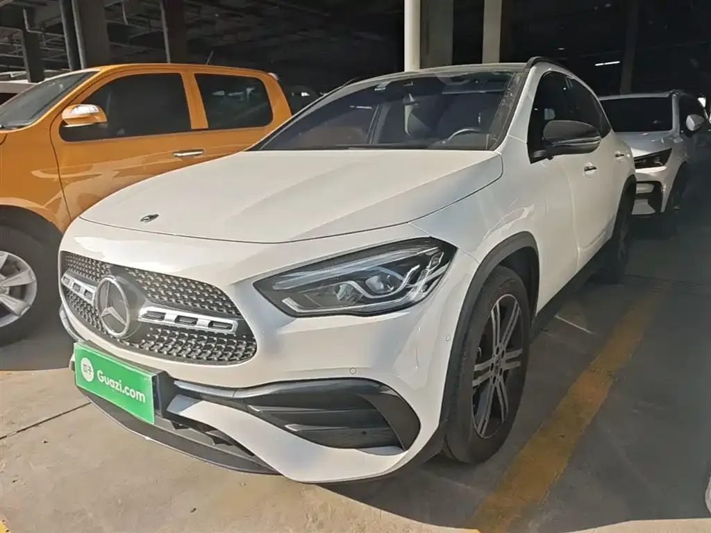 Mercedes-Benz GLA — фото 1