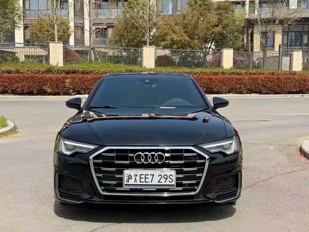 Audi A6L — фото 6