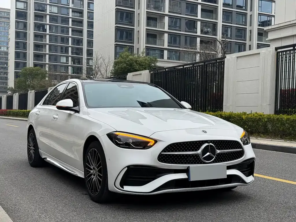 Mercedes-Benz C-Class — фото 10