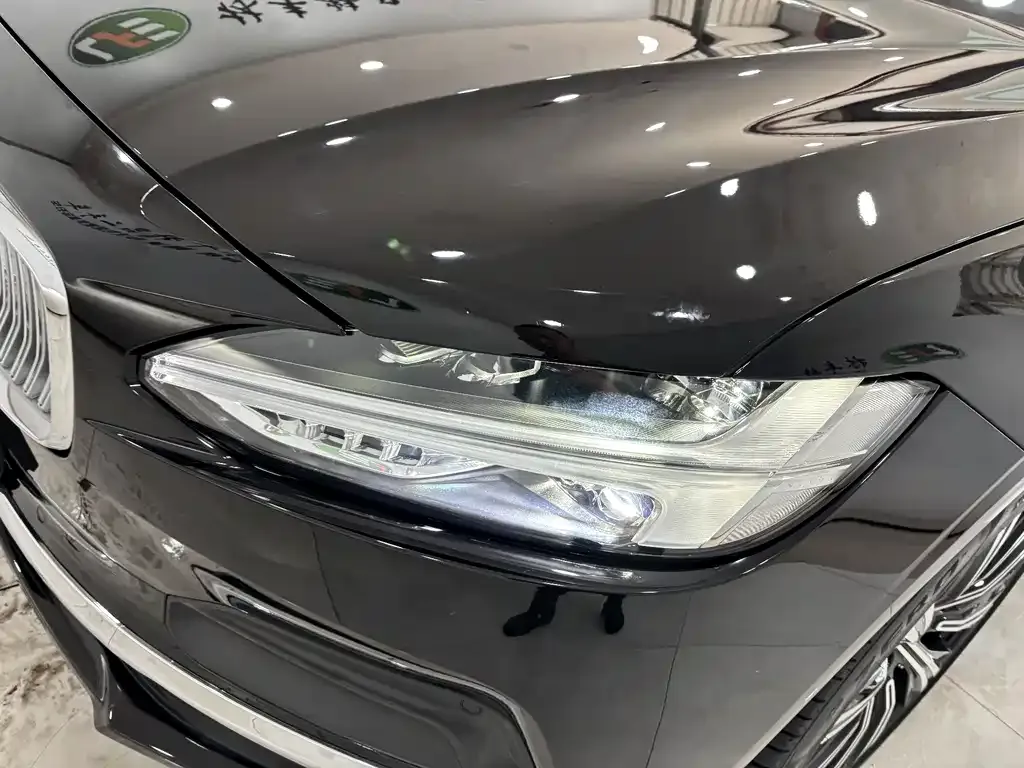 Volvo S90 — фото 3