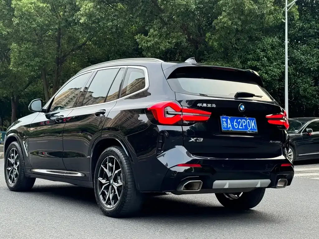 BMW X3 — фото 9