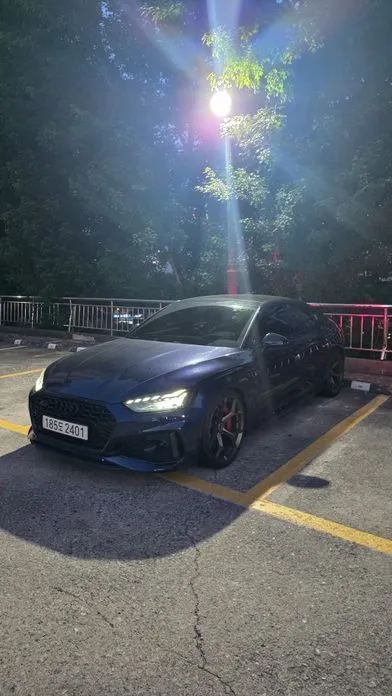 Audi RS5 — фото 1