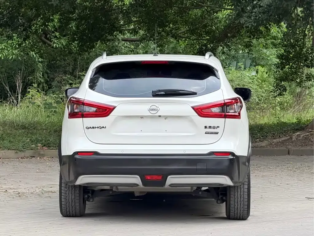 Nissan Qashqai — фото 5