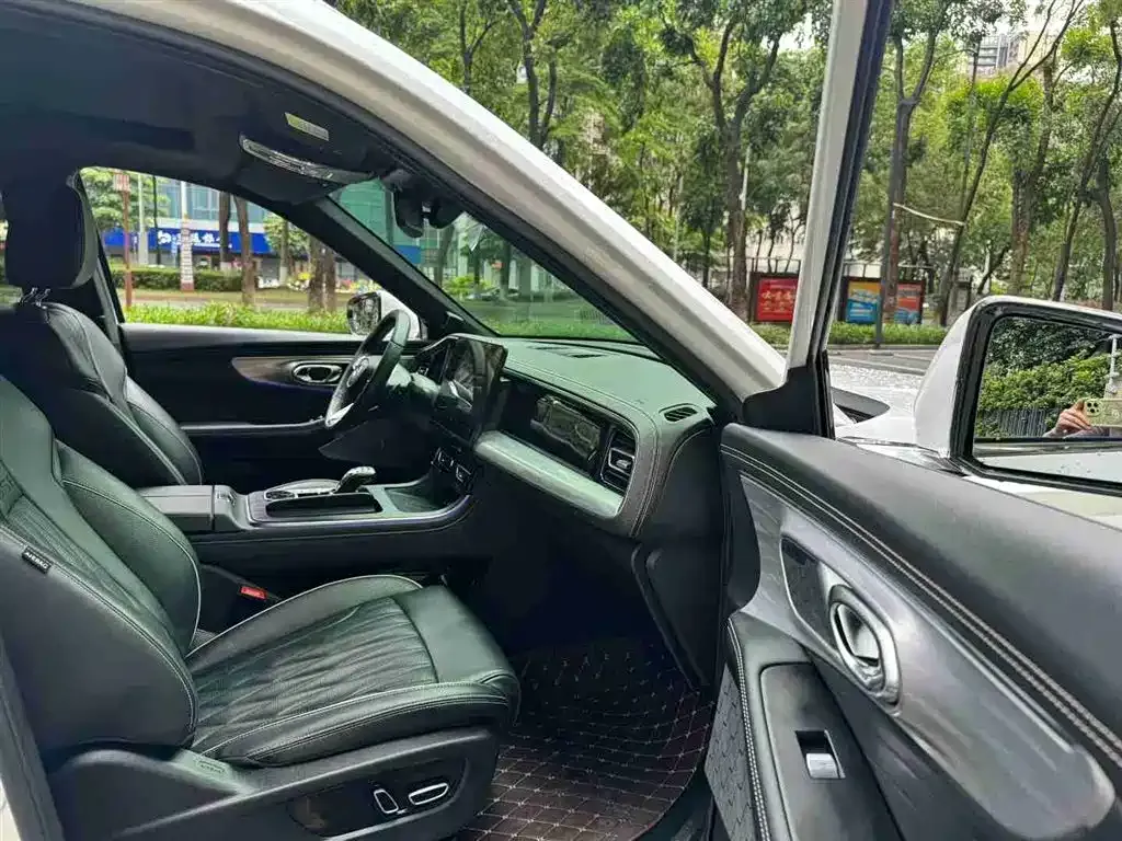 GAC Motor Trumpchi GS8 — фото 7