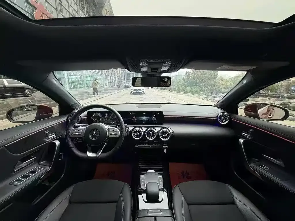 Mercedes-Benz A-Class — фото 8