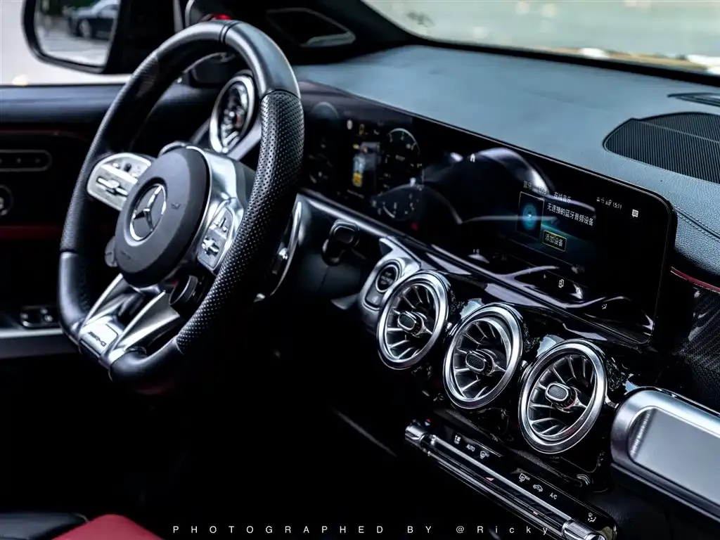 Mercedes-Benz GLB AMG — фото 3