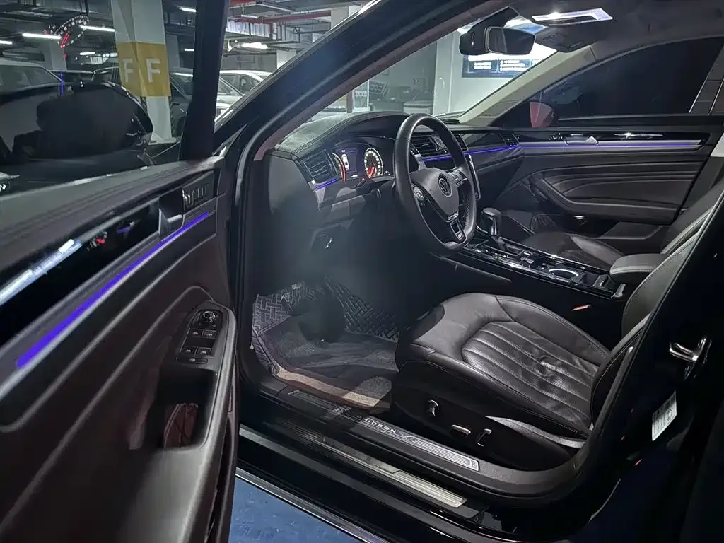 Volkswagen Phideon — фото 8