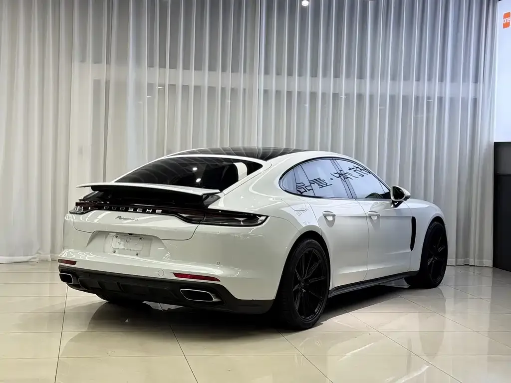 Porsche Panamera — фото 5