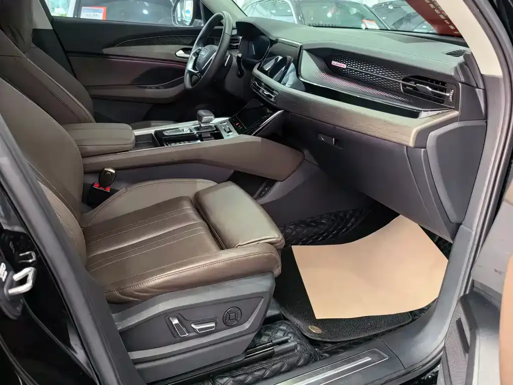 Audi Q6 — фото 8