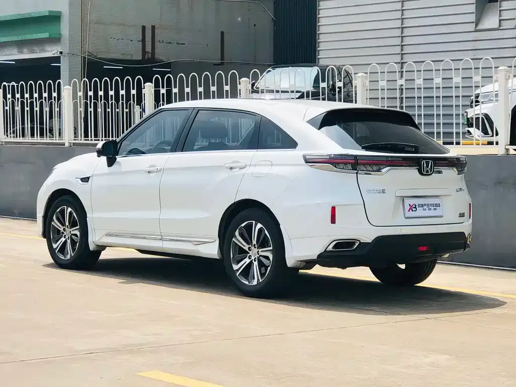 Honda UR-V — фото 7