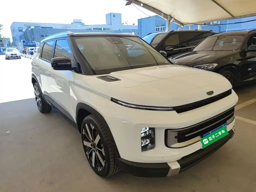 Geely Icon — фото 10